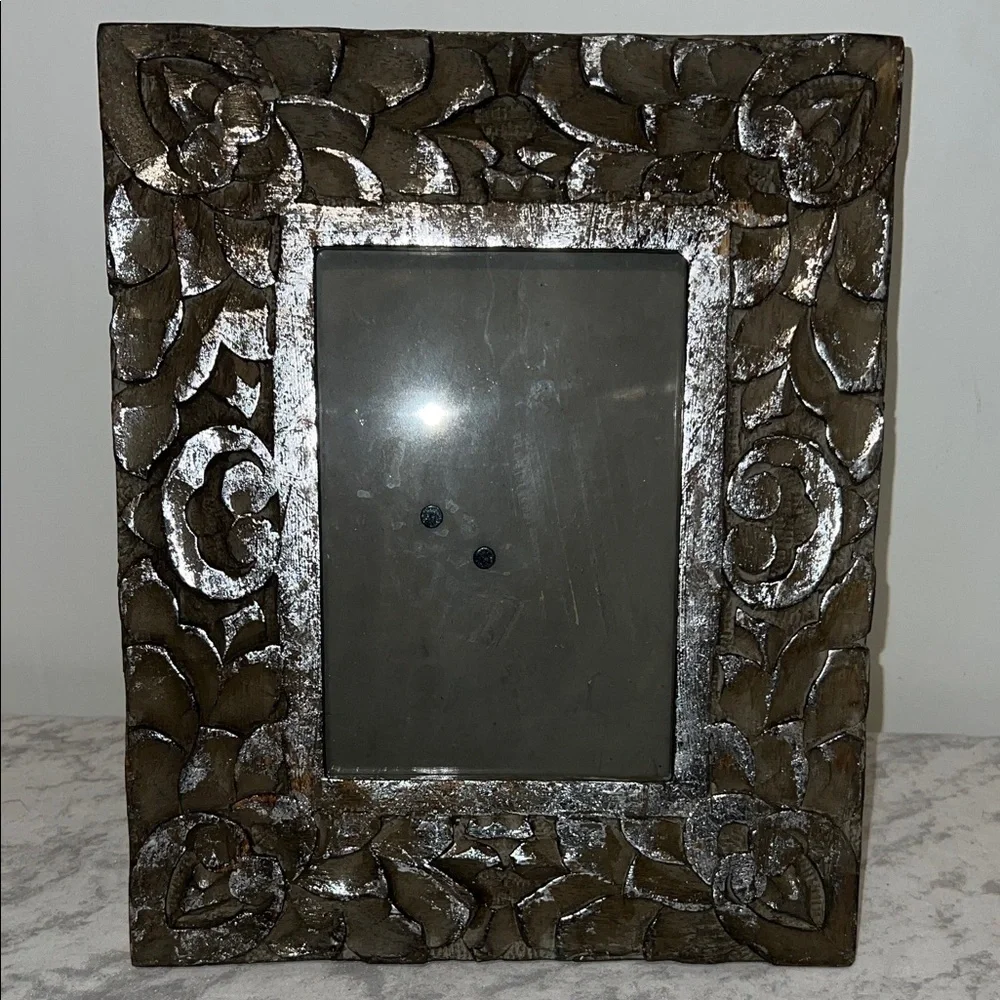Wooden Carved Ornate Silver and Brown Photo Frame 4” x 6”